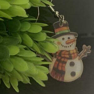 Snowman Earring, Frosty Earring, Christmas Earring, Winter Earring, Gift Idea
